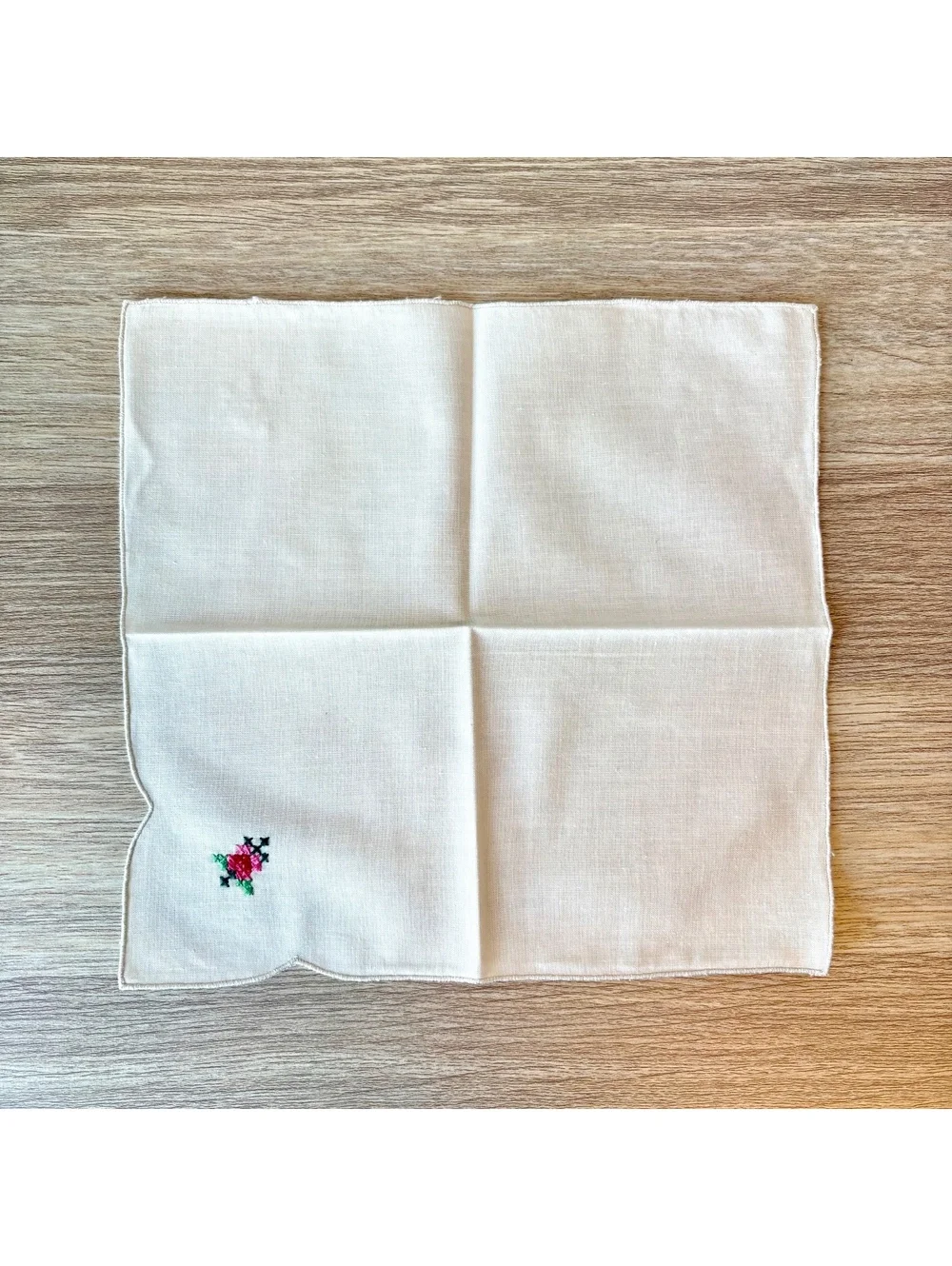 Vintage Linen Cocktail Napkins Set of 6, Embroidered, White Tea Party Dinner